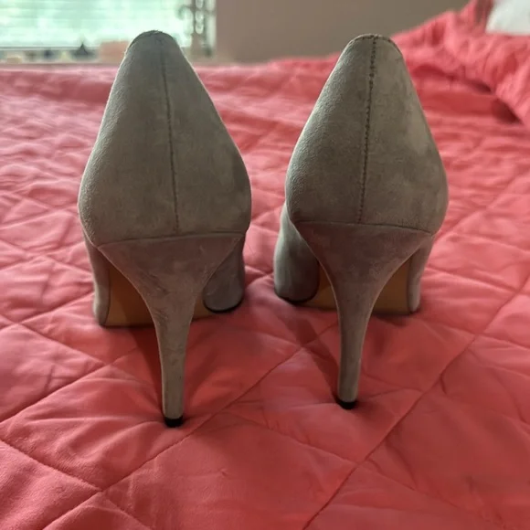 Apt 9 Gray Suede Booties Sz 9 - Picture 7 of 8